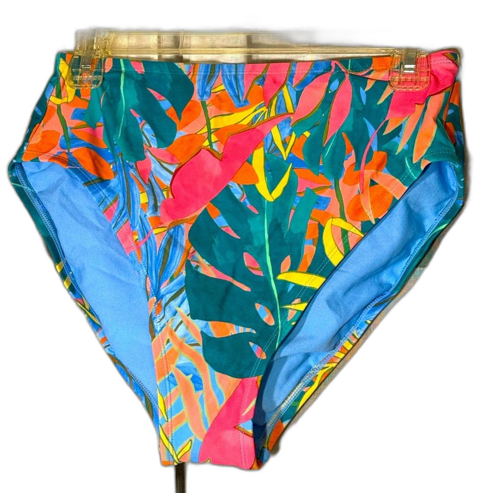 Kona Sol bikini bottom size M (8-10) Hawaiian print NWT